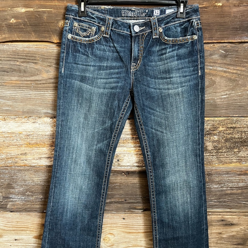 Miss Me boot cut, low rise